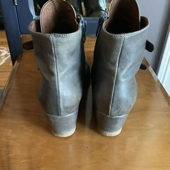 Eric Michael Leather Bootie 👢😎❤️ - Picture 5 of 6